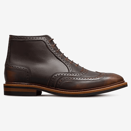 Dress boot side view